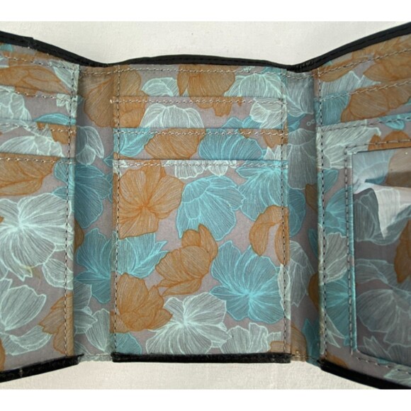 HOBO Jill Leather Wallet Black Trifold Crackled Snap Closure Autumn Leaves - Picture 7 of 11